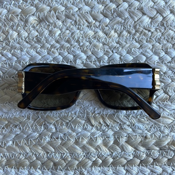 Authentic Versace sunglasses - Picture 2 of 4